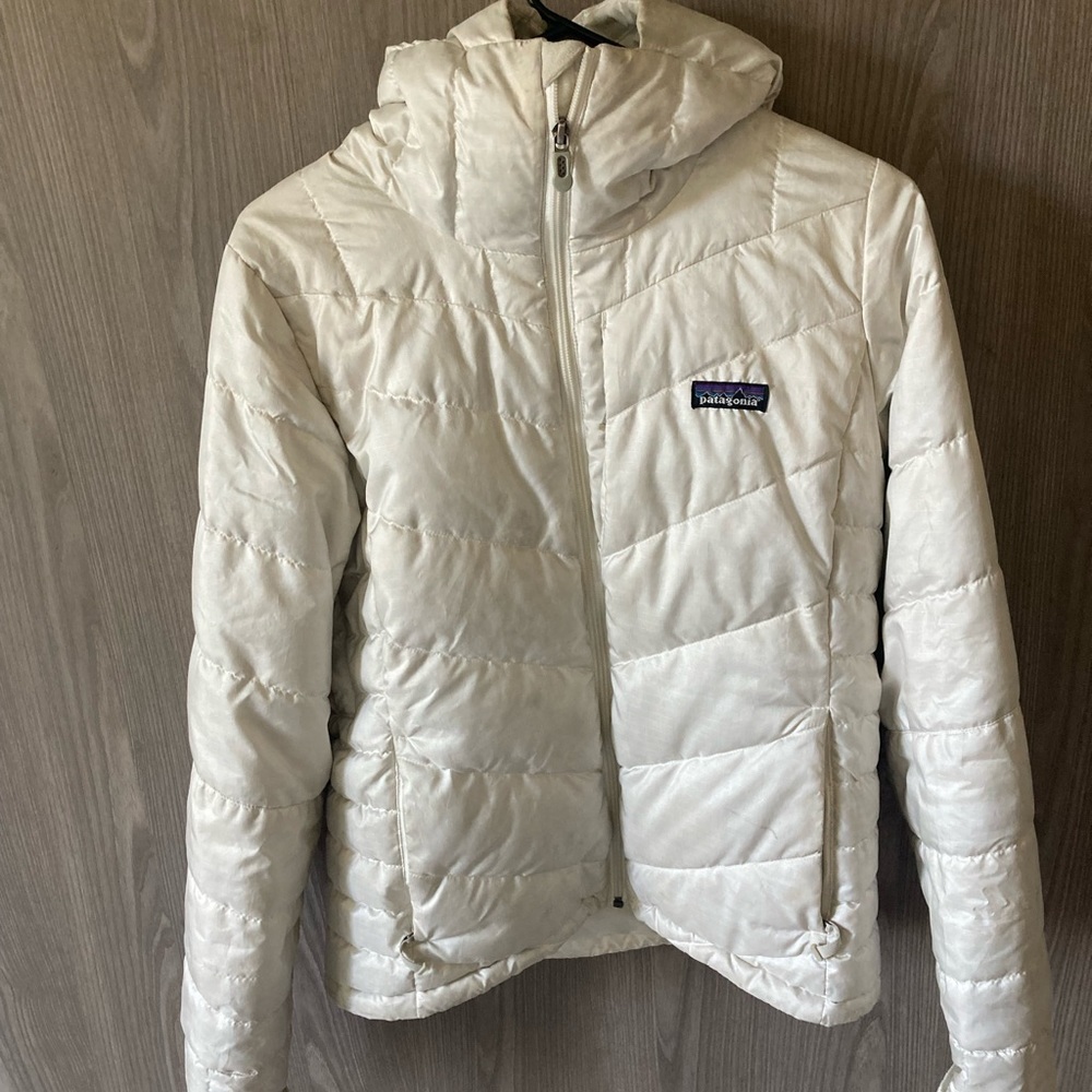 Patagonia White Puffer Jacket